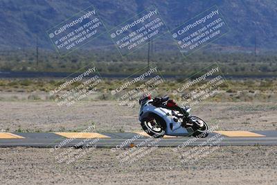 media/Apr-06-2024-CVMA (Sat) [[e845d64083]]/Race 13 Amateur Supersport Open (Holeshot Race)/